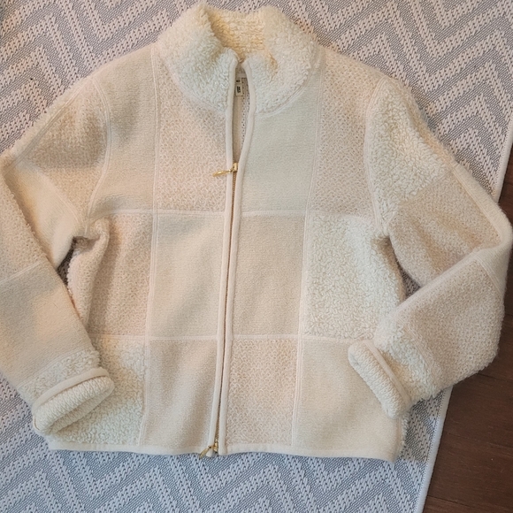 Gorgeous Escada cardigan - Size 40 - Picture 11 of 11